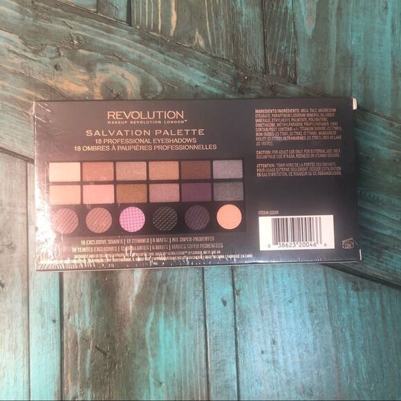 Makeup Revolution- Girls on Film Brand New Sealed - Picture 3 of 4